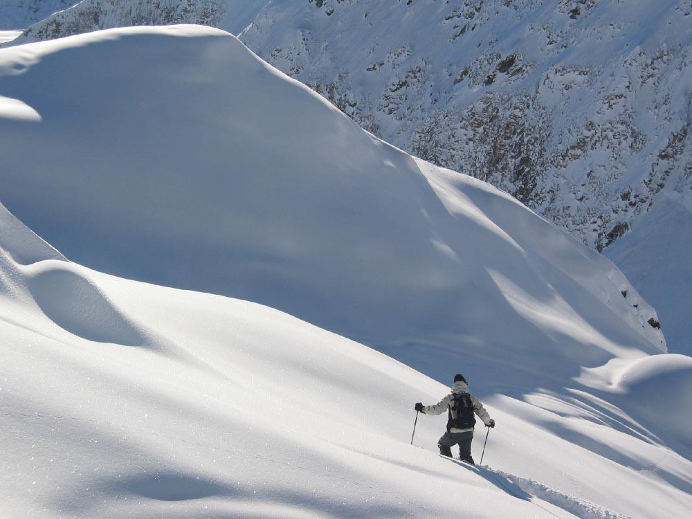 FREERIDING WITH THE AYAS GUIDES: IN SEARCH OF THE LOST VALLEY