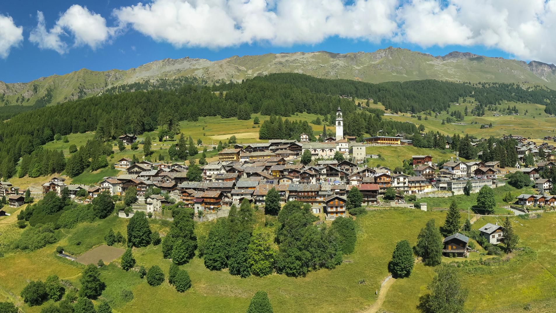 Antagnod, vista panoramica da drone